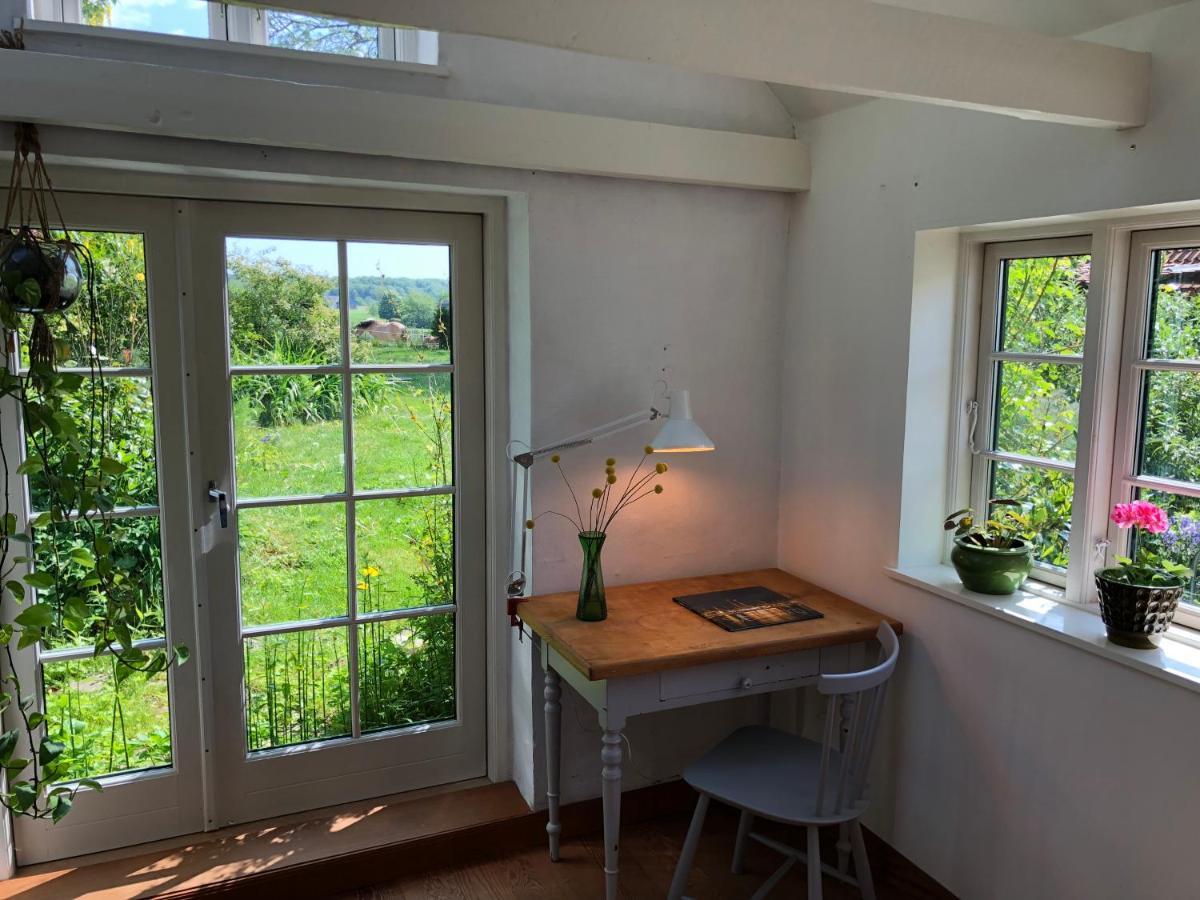 Kardemommehuset Bed & Breakfast Vester-Skerninge Екстериор снимка